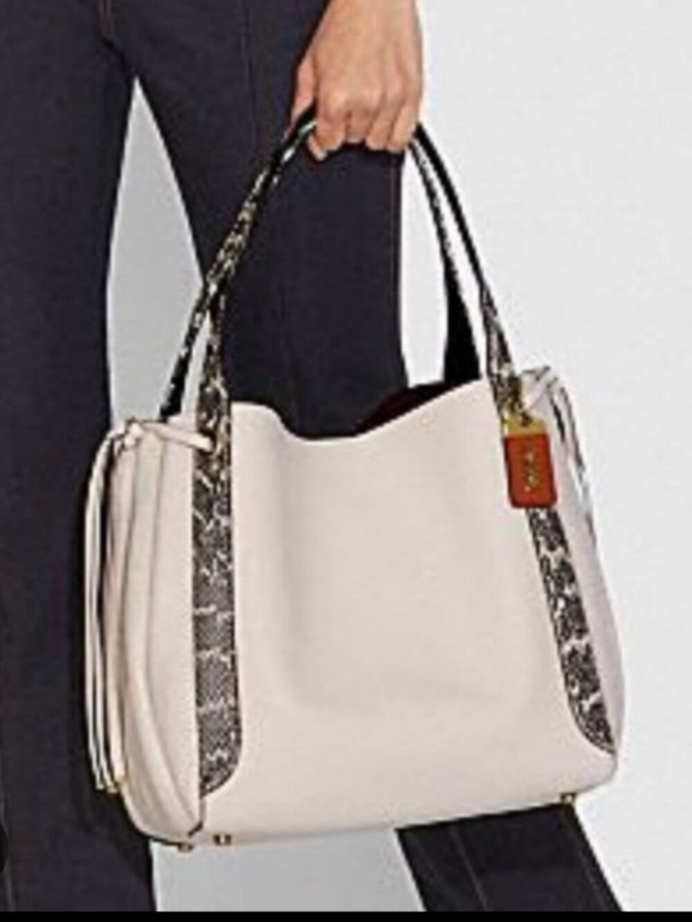 Coach Harmony Hobo 33, Chalk